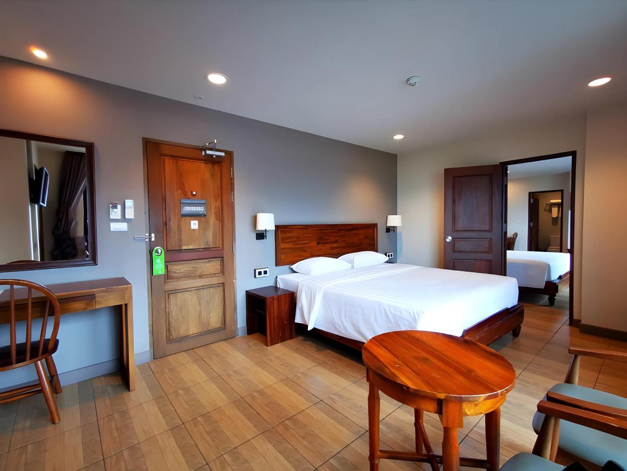 Mangrove Prestige Hotel Na Chom Thian Eksteriør bilde
