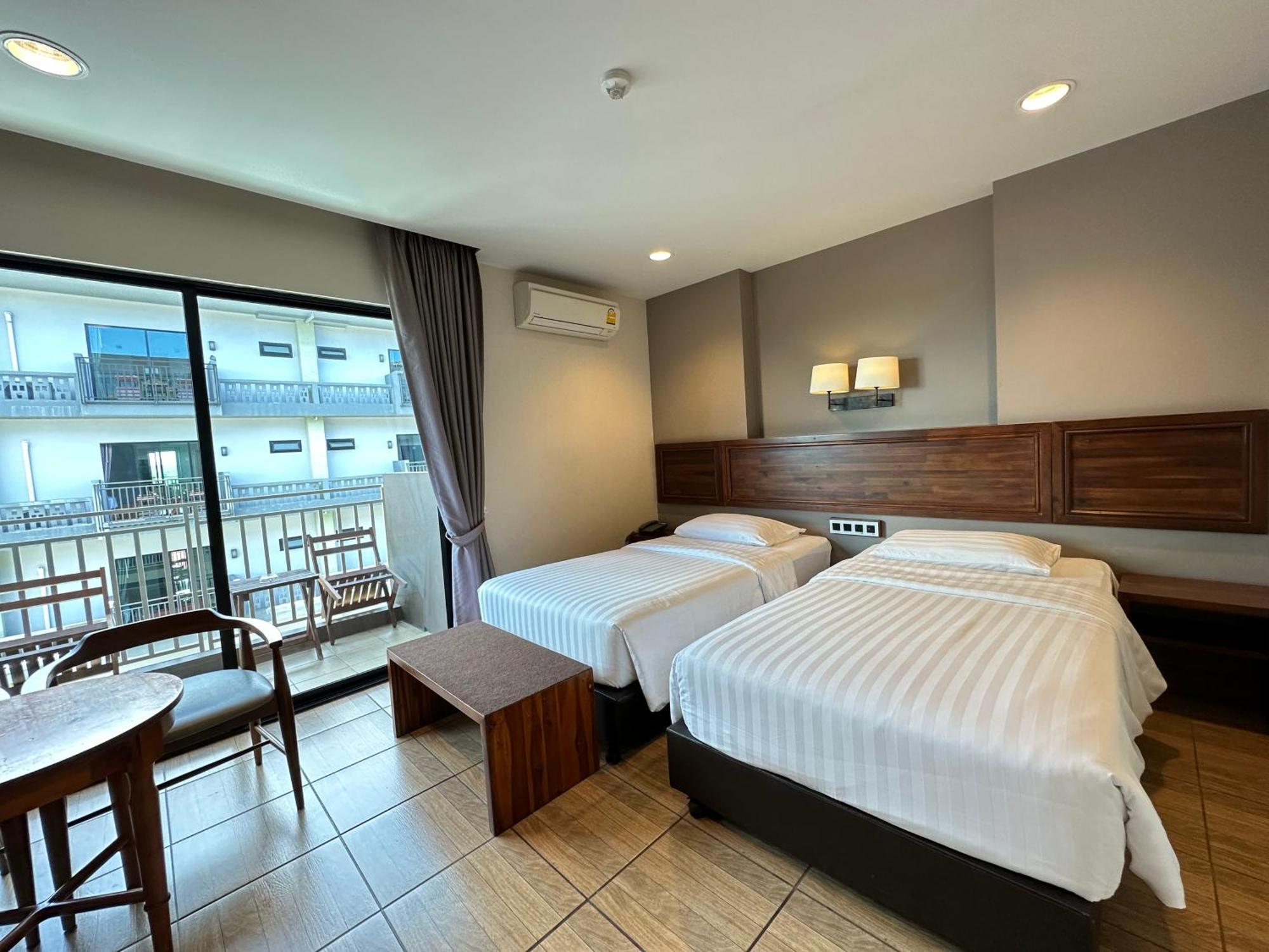 Mangrove Prestige Hotel Na Chom Thian Eksteriør bilde