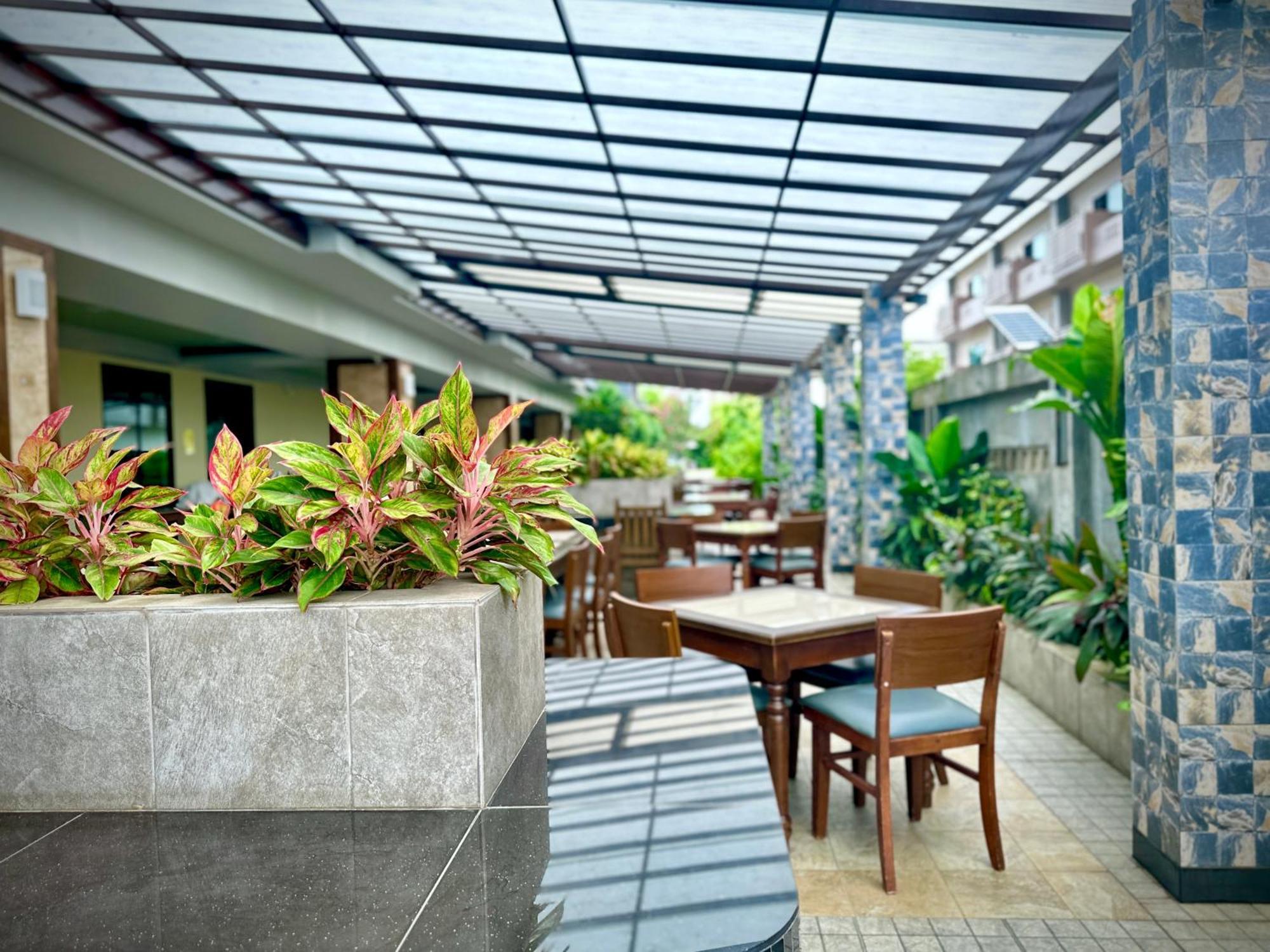 Mangrove Prestige Hotel Na Chom Thian Eksteriør bilde